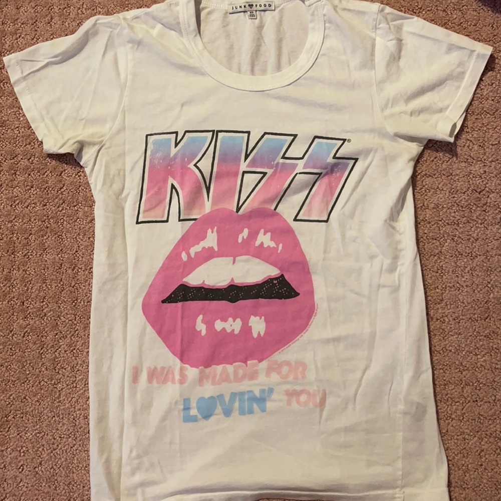 KISS band tee